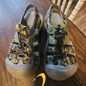 Kids Camouflage Outdoor Shoes